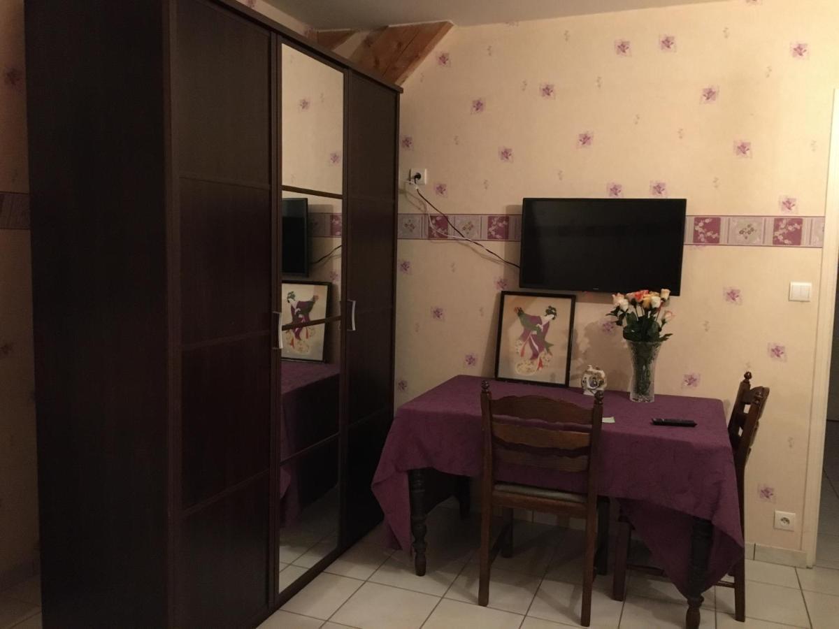 Orchidee Rose Bed & Breakfast Живе Екстериор снимка